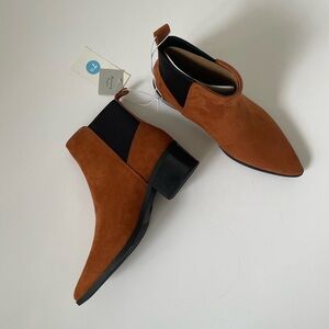 NWT A New Day Brown Suede Booties Size 7.5